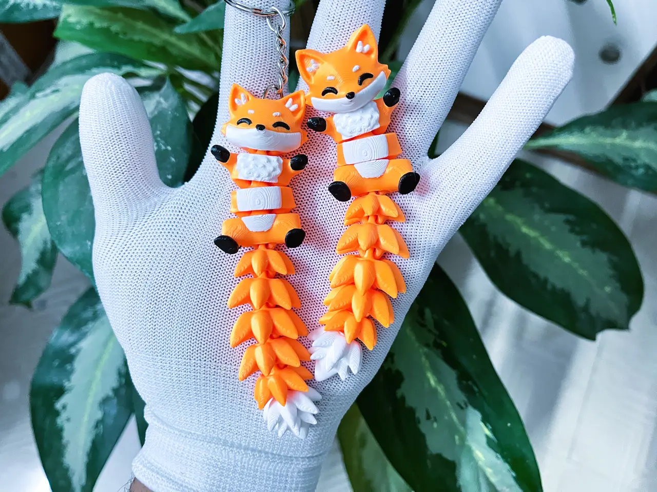 Fluffy Tail Cute Flexi Fox with - Toy / Keychain — modelo 3D