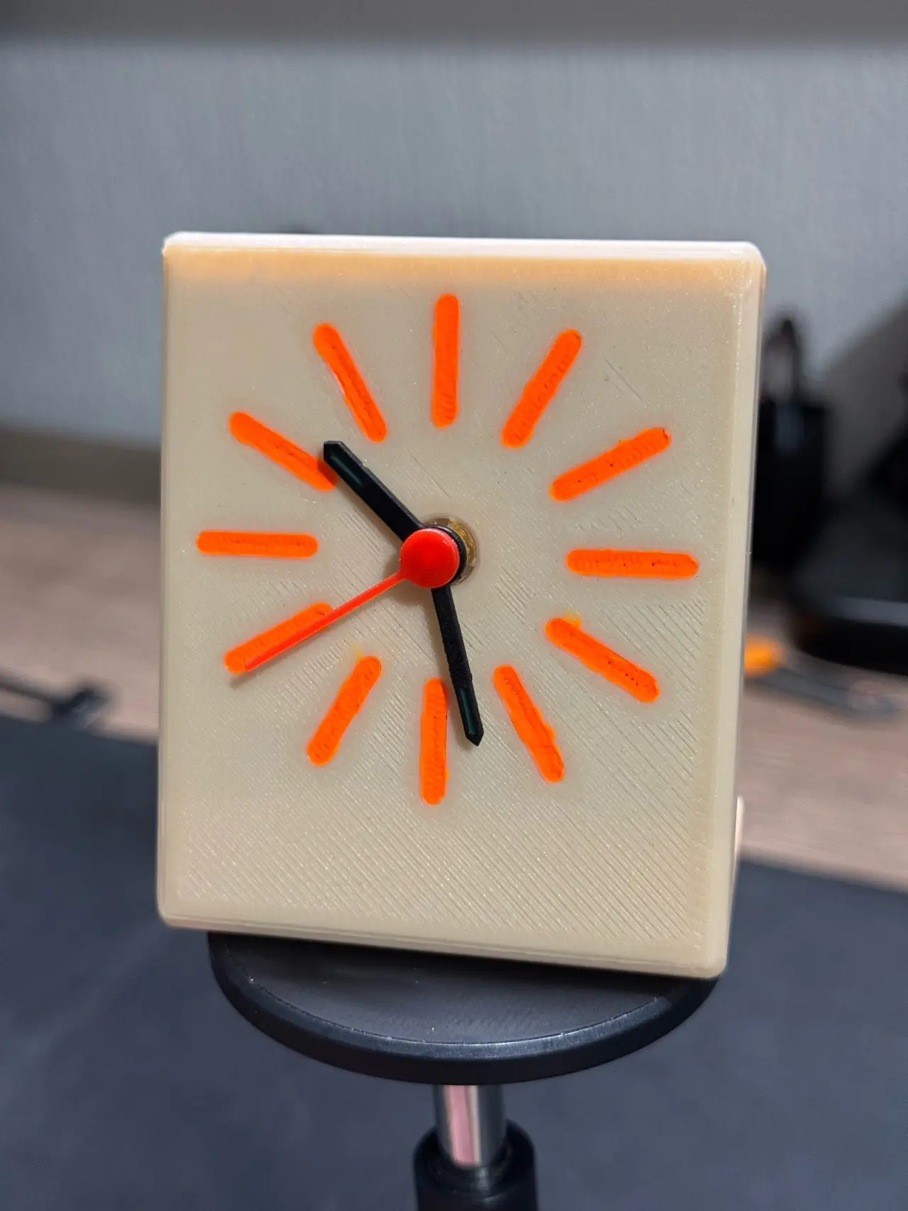 Alarm clock case — modelo 3D