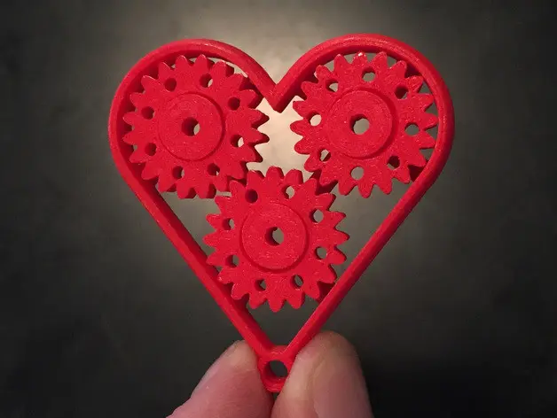 Heart Gear Keychain — modelo 3D