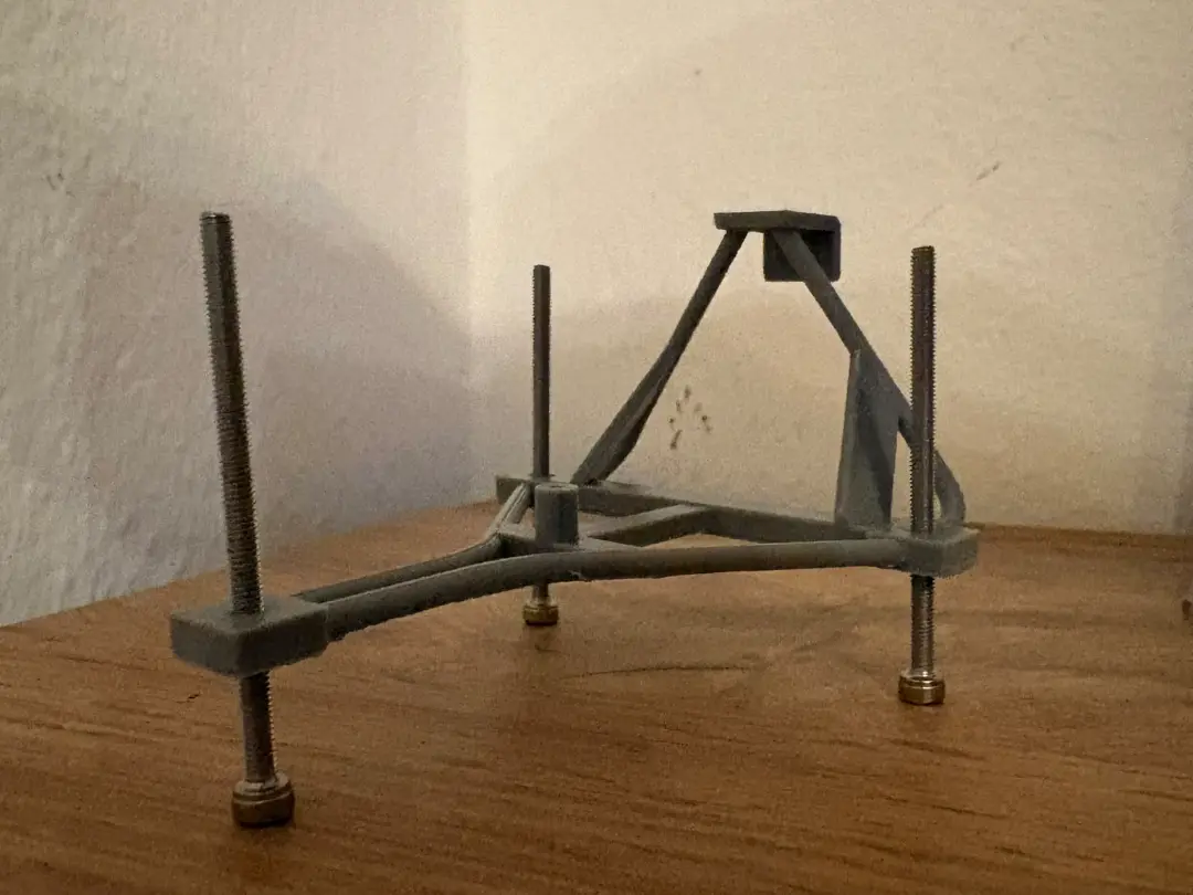 Dreibein für Modellschneekanonen im Maßstab 1/32 — modelo 3D