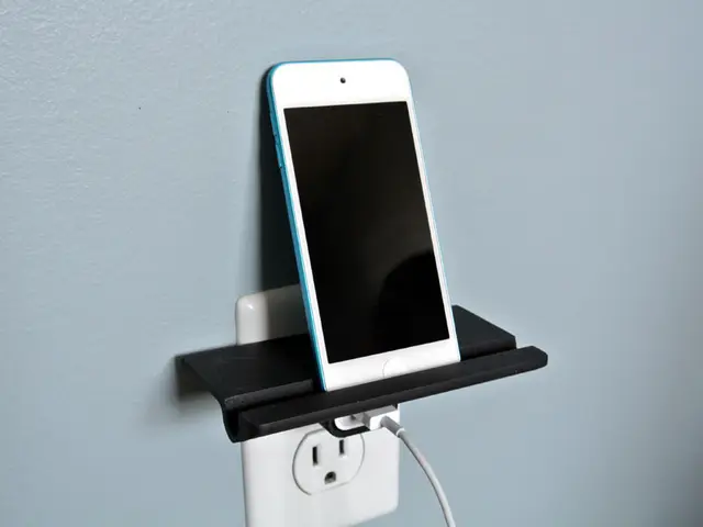 Wall Outlet Shelf — modelo 3D