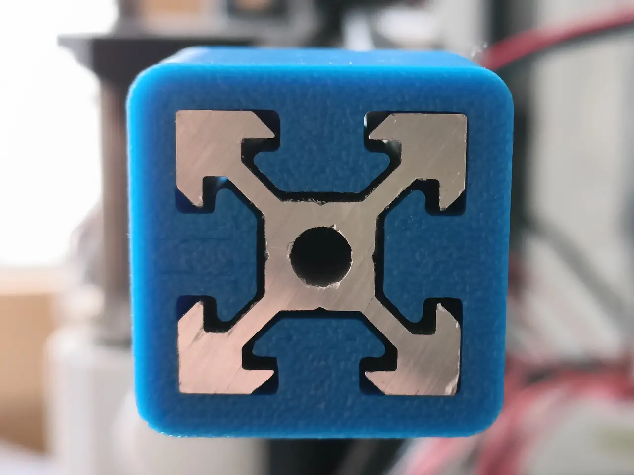 2020 Extrusion Cutting (sanding) Jig – Remix for square-edge profiles — modelo 3D