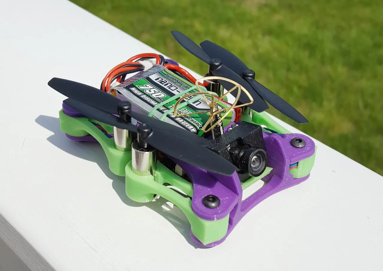Foldable Brushed Microquad — modelo 3D