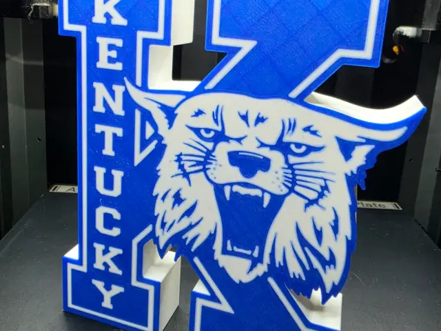 Kentucky Wildcats Power K Desk Sitter — modelo 3D