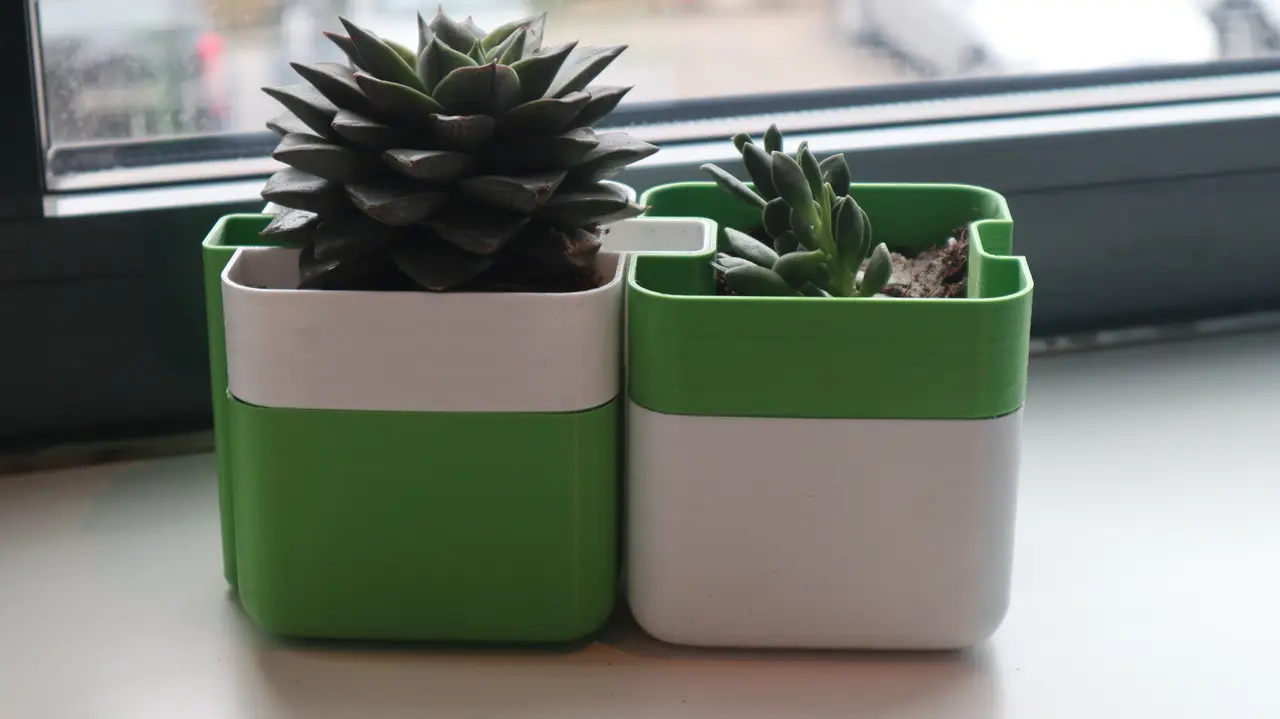 Tileable Self-watering Planter — modelo 3D