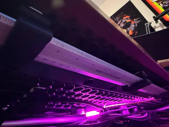 Multiconnect ruler holder with endcaps for Underware — modelo 3D