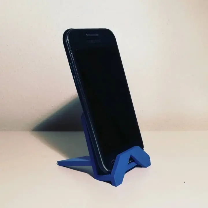 Geometric phone holder — modelo 3D