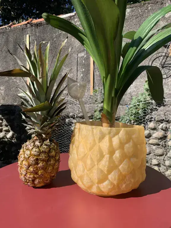 Pineapple Planter 🍍 — modelo 3D