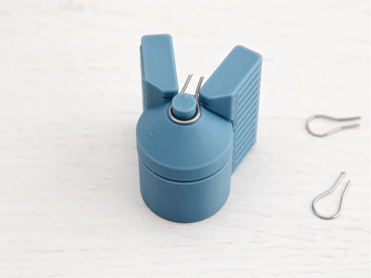 Ornament Hook - Wire Bending Tool — modelo 3D