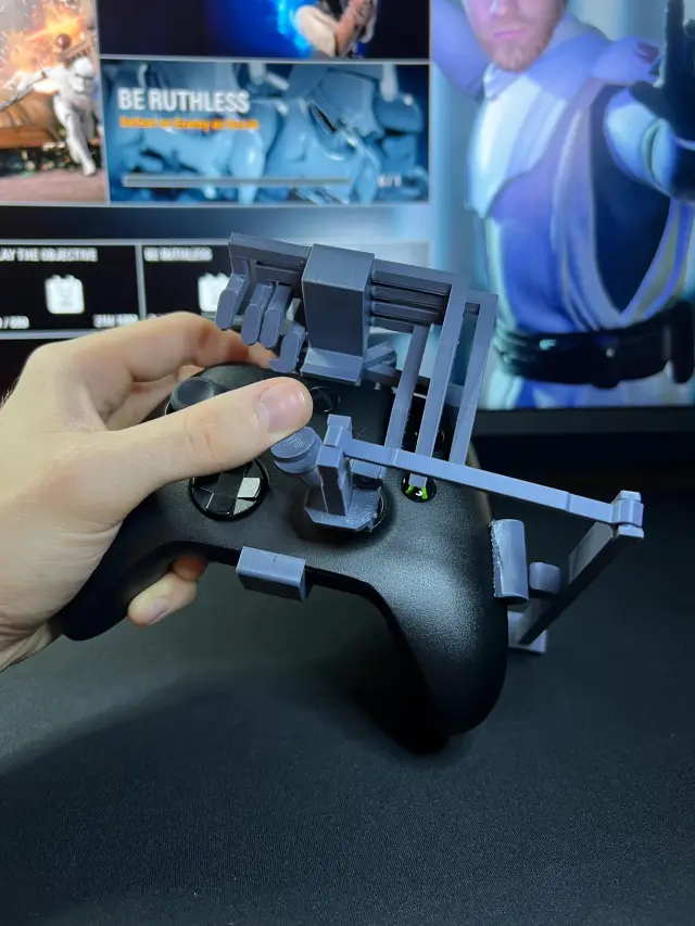 Xbox Series X/S One Handed Clip On Adapter - Left Handed V2 — modelo 3D