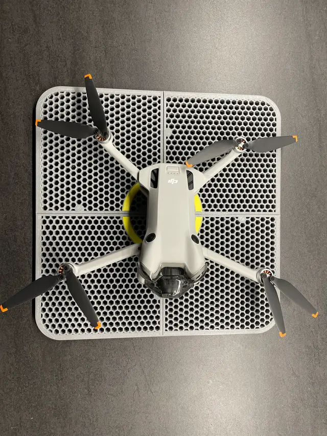 Landing pad for DJI dron — modelo 3D