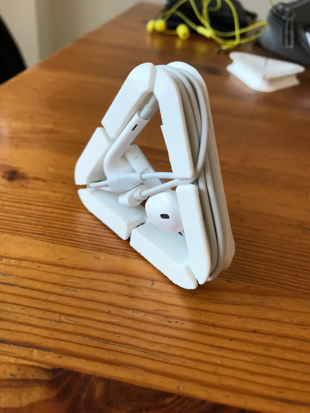 Ear Phone Organizer — modelo 3D
