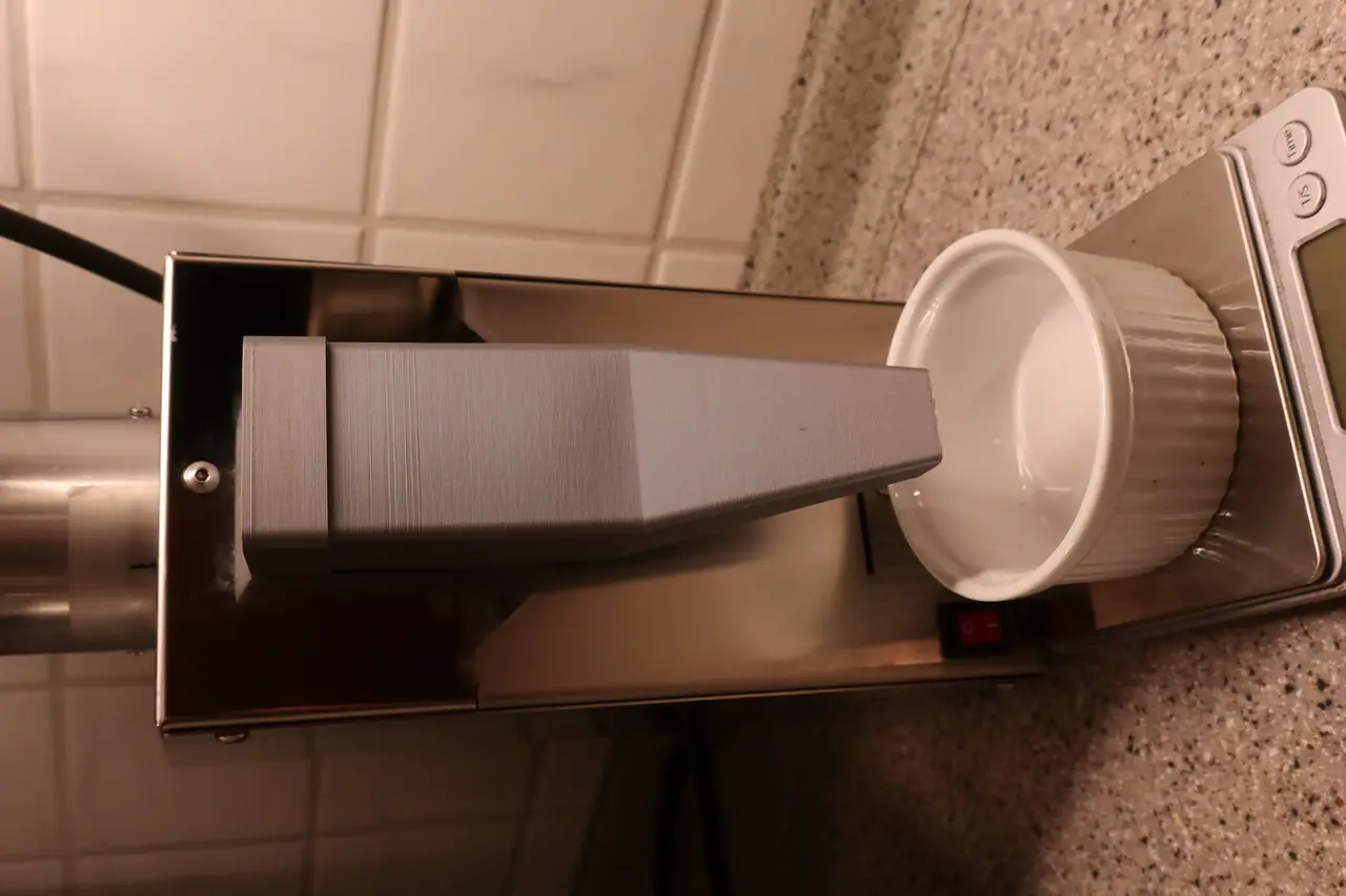 Trichter für Bezzera Kaffeemühle BB005 — modelo 3D
