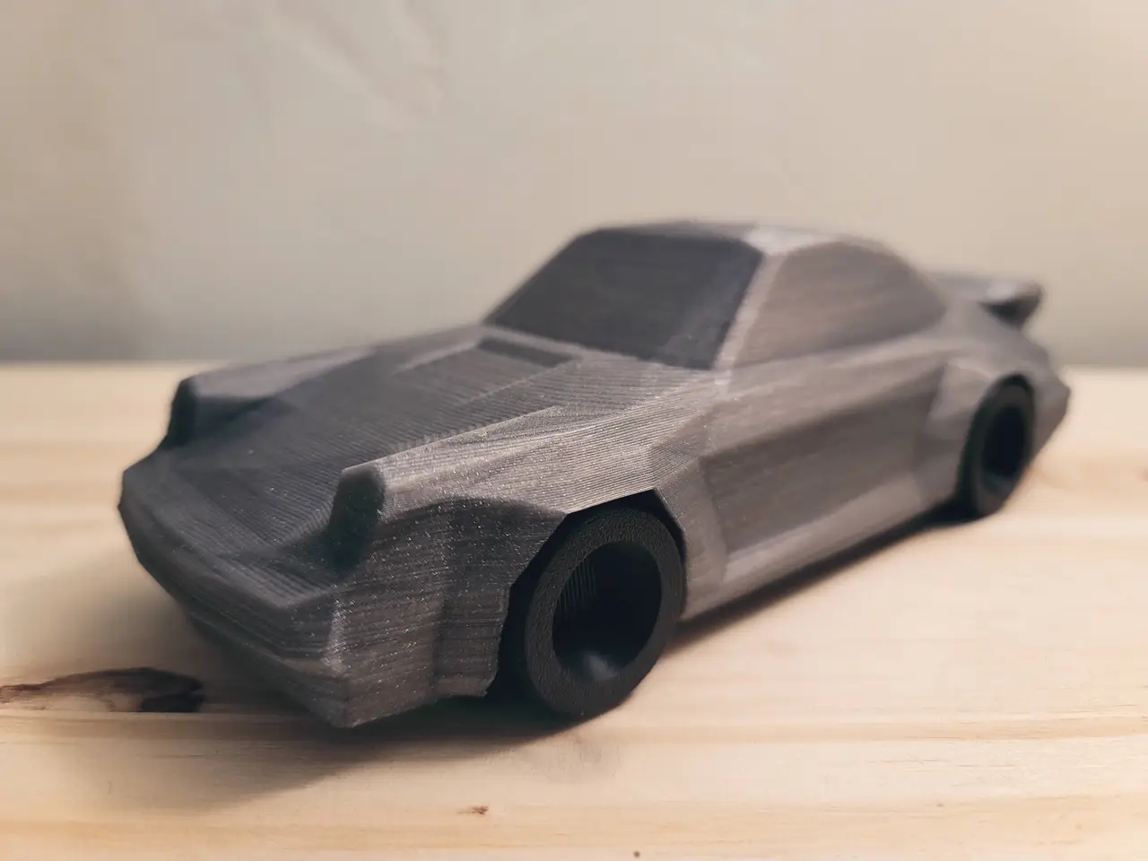 Remastered - Low Poly Porsche 911 Turbo — modelo 3D