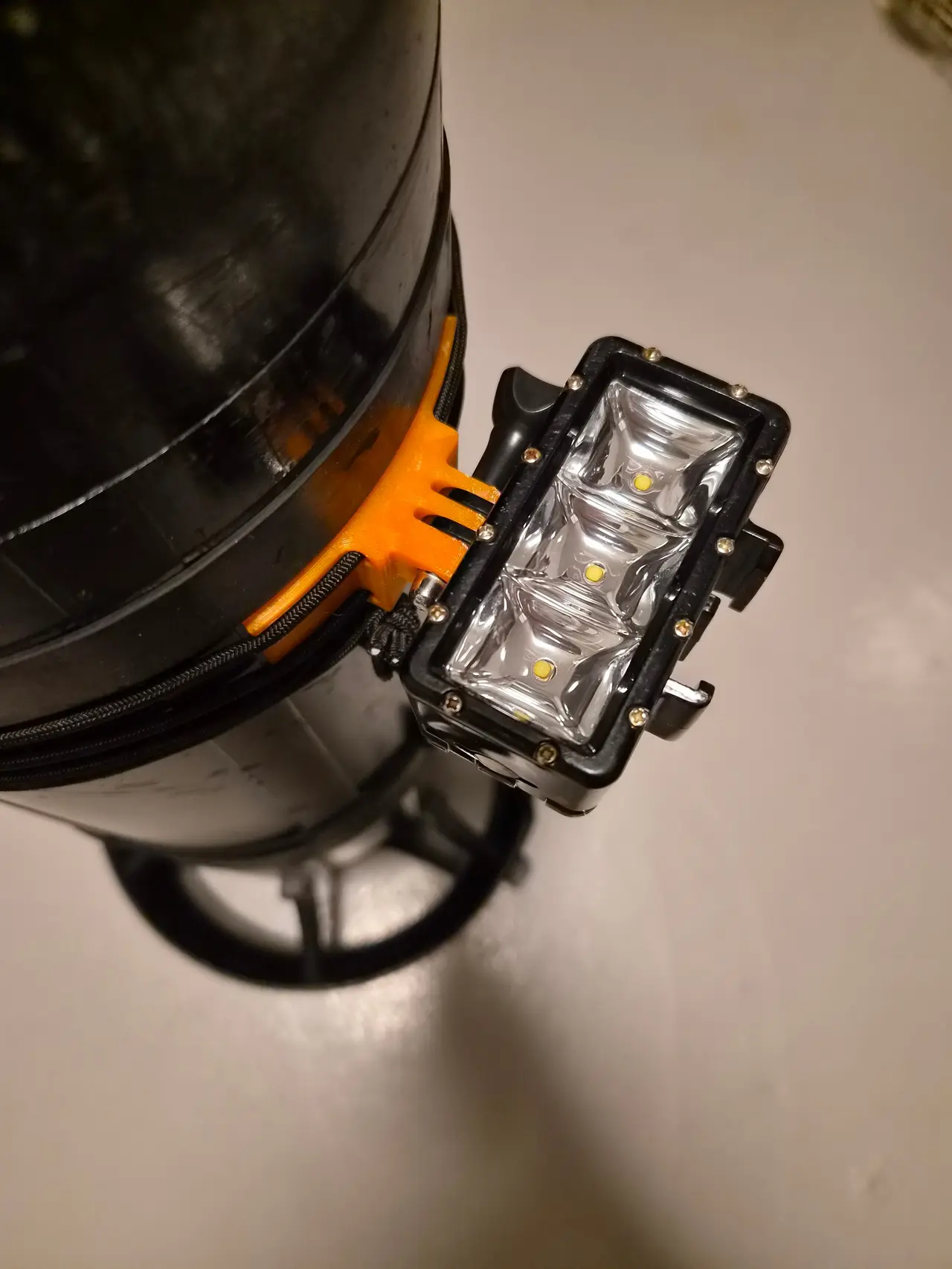 Light holder for Suex DPV — modelo 3D